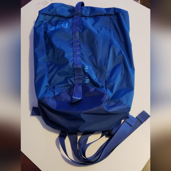 REI Bags Rei Flash 8 Backpack Hiking Blue Lightweight Inner Pockets